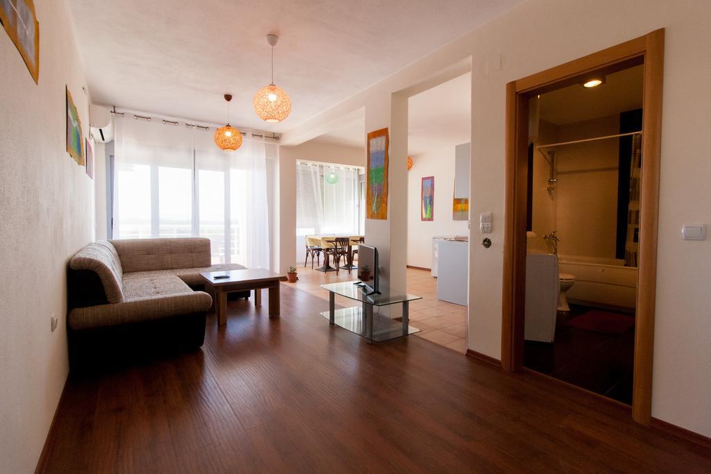 Art I Apartments ウルツィニ エクステリア 写真