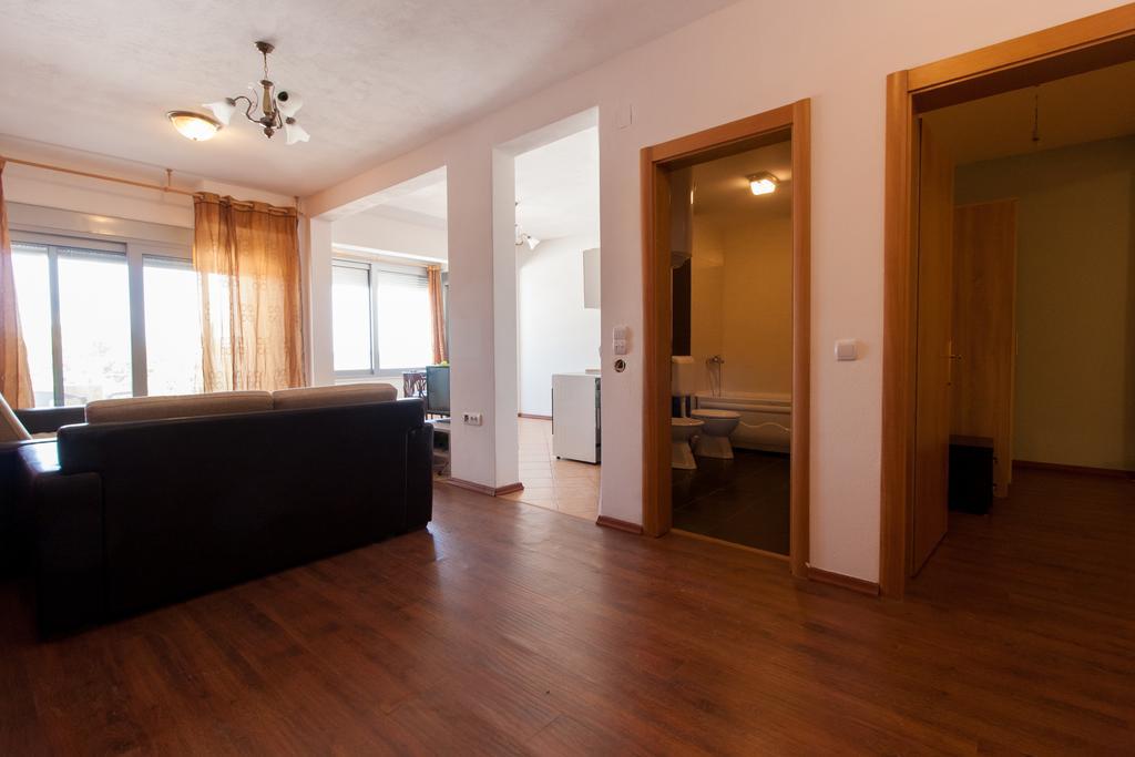 Art I Apartments ウルツィニ エクステリア 写真
