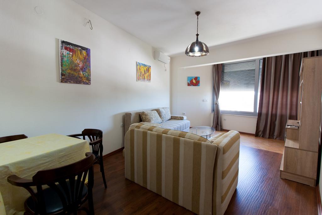 Art I Apartments ウルツィニ エクステリア 写真