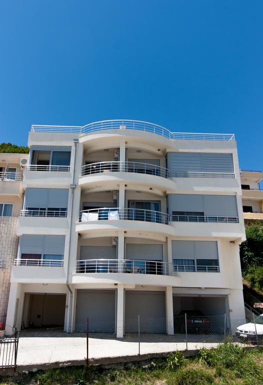 Art I Apartments ウルツィニ エクステリア 写真
